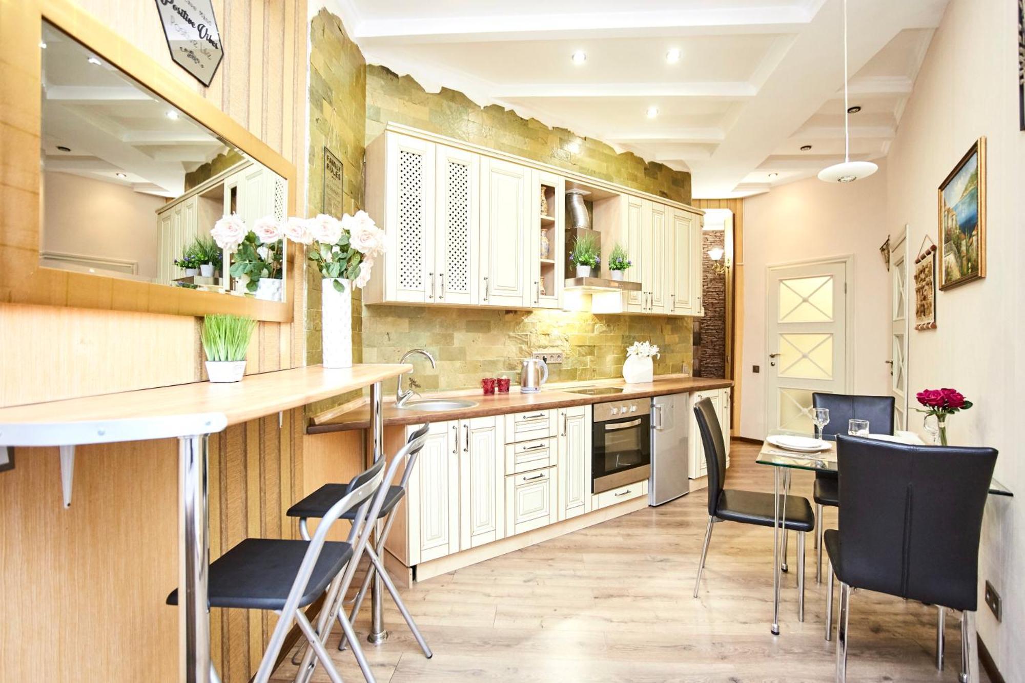 Arcadia Promenade Grand Apartments Одесса Номер фото